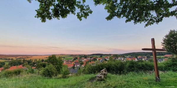 Blick vom Himmelsberg auf Altenheerse