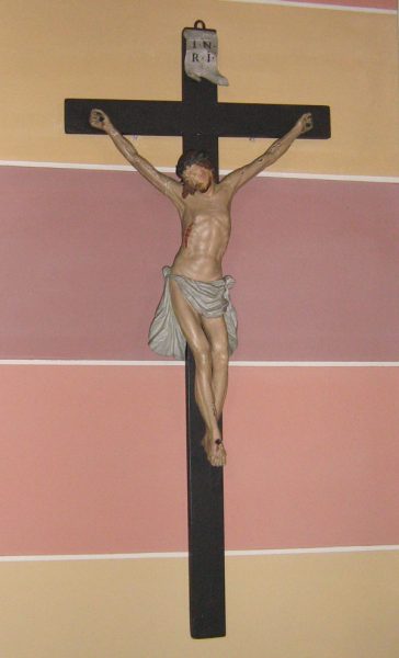 Kreuz in der Pfarrkirche St. Georg