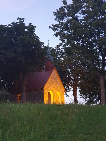 Himmelsbergkapelle beleuchtet